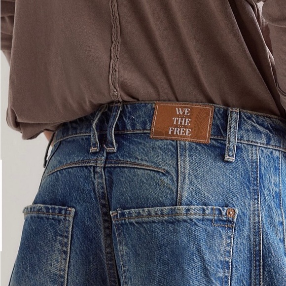 Free People We The Free Good Luck Mid-rise Barrel Jeans - Picture 4 of 7